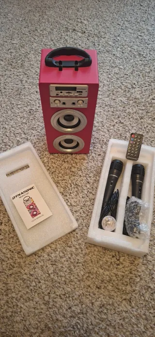 Karaoke Dynasonic E-025 con Luz Nuevo