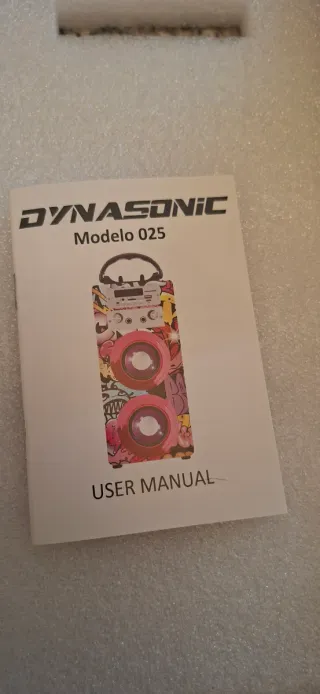 Karaoke Dynasonic E-025 con Luz Nuevo