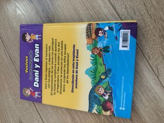 Las aventuras de Dani y Evan 10. Espinosaurio v...