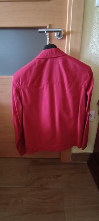 Chaqueta fina roja talla 46
