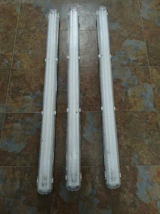 Lámparas fluorescentes LED (3 unidades)