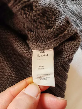 Maglione uomo grigio con bottoni