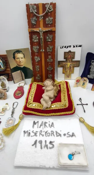 Lotto Antichi Cimeli Reliquie Souvenir Religiosi