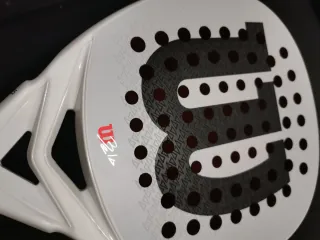Pala de pádel Wilson Bela LT V2.5