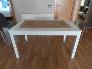 Mesa de comedor extensible blanca
