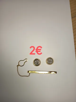 Lote 55€ y suelto. Bisutería dorada