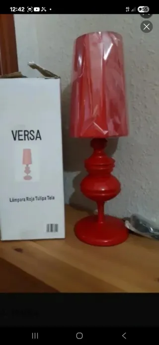 Lámpara Roja de 0,70 altura y juego baño