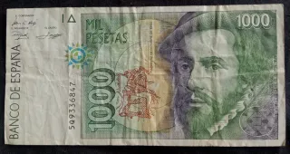 3 Billetes Pesetas: 2000, 1000 y 200