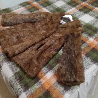 Chaquetón de castor Peletería Jacinto Mujer