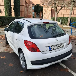Peugeot 207 1.6hdi 2009