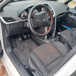 Peugeot 207 1.6hdi 2009