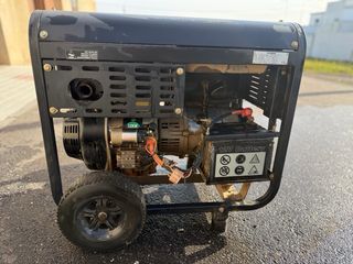 Generador Eléctrico Hyundai DHY6000LEK