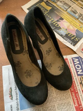 Zapatos de tacón piel ante verde botella