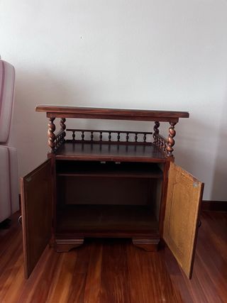 Mueble de madera