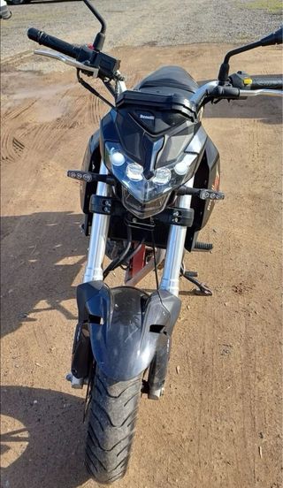 Moto Benelli TNT 125 1300€