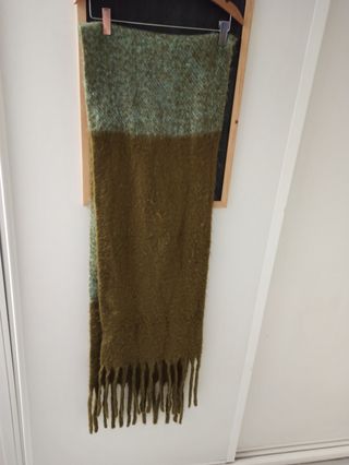 Bufanda verde y azul