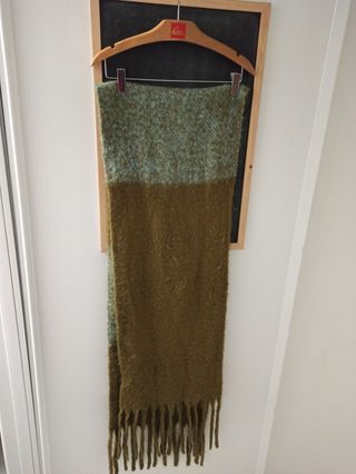 Bufanda verde y azul