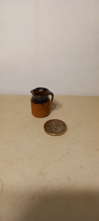 Miniature in ceramica