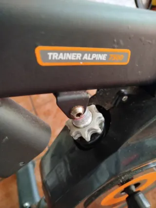 Bicicleta de Spinning Negra y Naranja