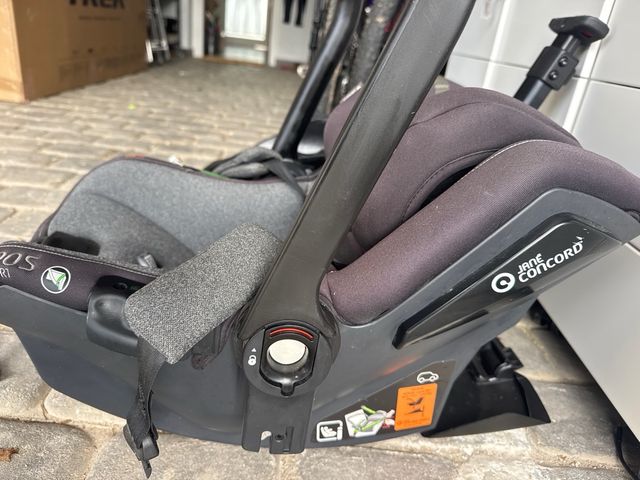 Seggiolino auto per bambini JANE Concord + Base ISOFIX