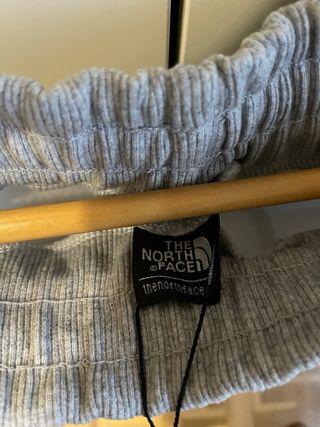 Chándal The North Face Gris NUEVO