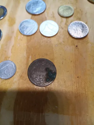 Lote de monedas antiguas de Italia