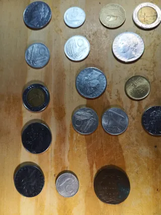 Lote de monedas antiguas de Italia