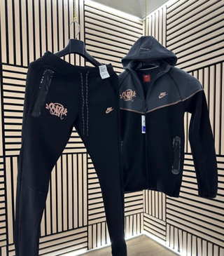 Conjunto Chándal Nike Tech x Central Cee
