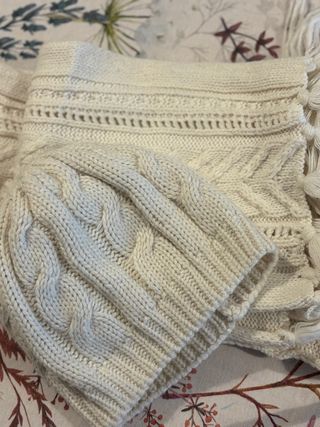 Conjunto bufanda y gorro tejido