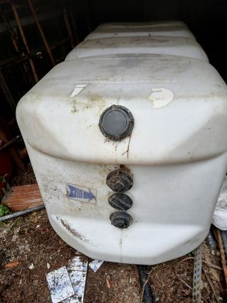 Depósito agua 750L