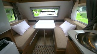 Mini Caravana KM0 para parejas - Alta Gama