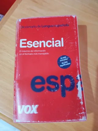 Diccionario Esencial de la Lengua Española (Spa...
