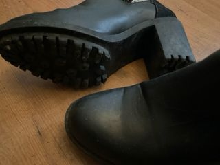 Botines Zara Tacón Ancho Negro