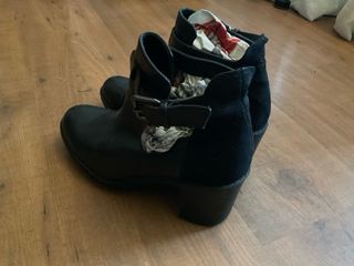 Botines Zara Tacón Ancho Negro