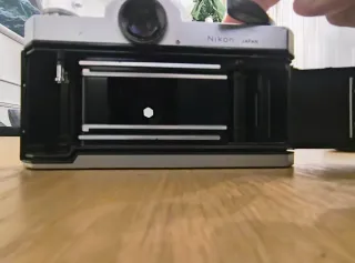 Nikon Nikkormat FT2 + Obiettivo 50mm f2.0