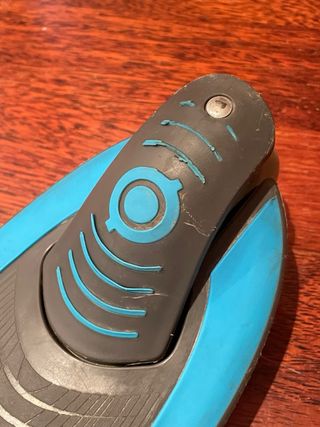 Patinete Globber 3 ruedas azul.