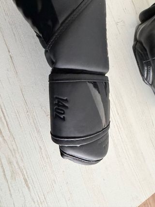 Casco y Guantes Venum Boxeo SIN USO !