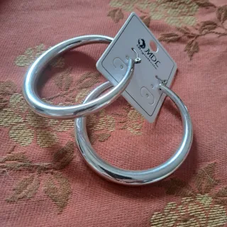 Orecchini a cerchio argentati MDL