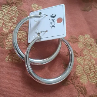 Orecchini a cerchio argentati MDL