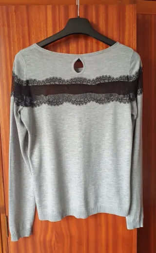 Jersey Promod gris con encaje negro