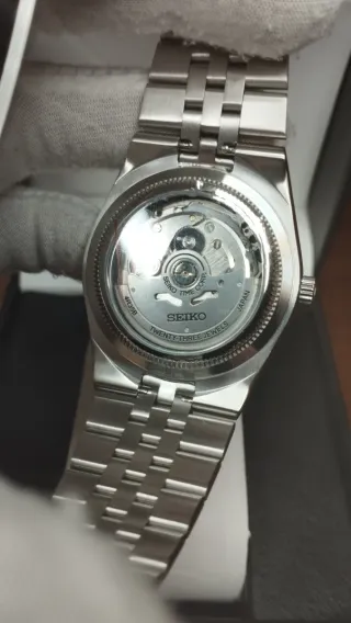 Reloj Seiko Mod Land-Dweller Flat Jubilee Blanco