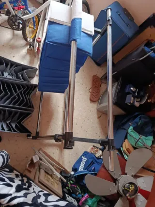 Perchero móvil multifunción extensible