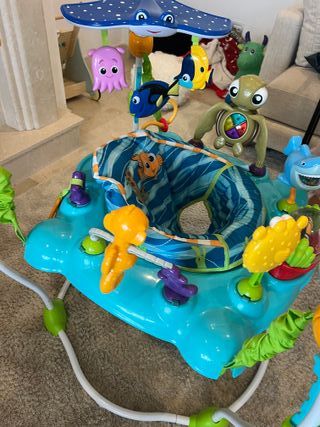 Saltador Disney Baby Bright Starts