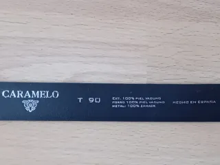 Corbata Caramelo y cinturón