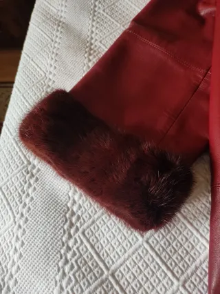 Chaquetón Cuero color sangre de buey