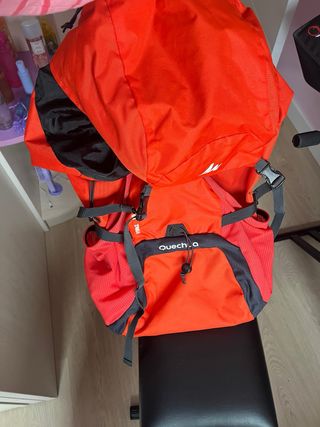 Mochila Montaña Quechua Naranja de capacidad 40 L