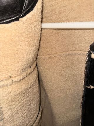 Chaqueta de cuero negra y beige Talla XL