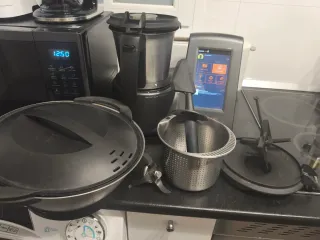 Mycook Touch con accesorios completos. 2 cuchillas