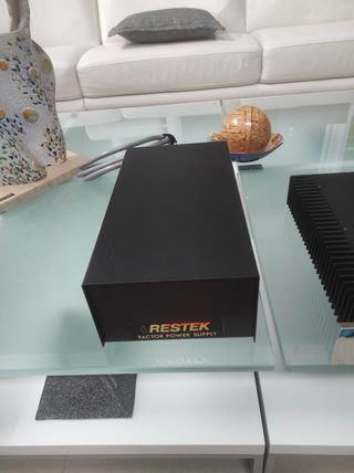 RESTEK FACTOR Amplificador