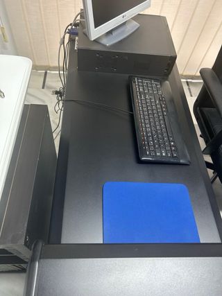 Muebles y mesas oficina.negociable